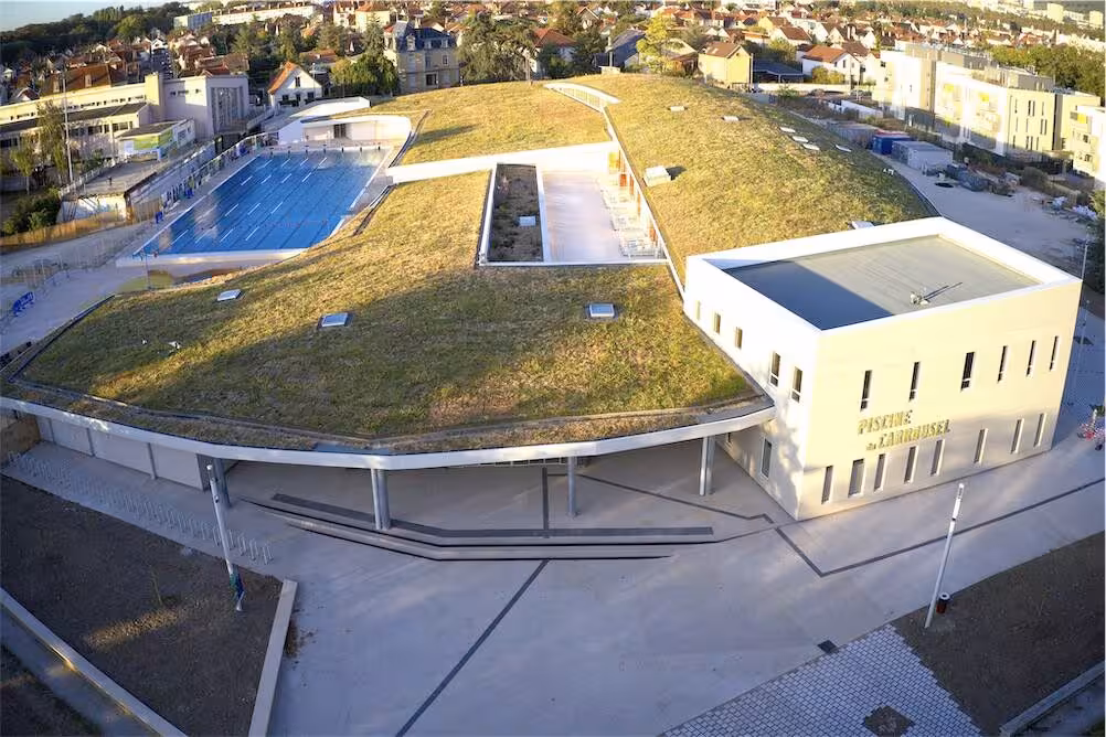 Magnifique inauguration de la piscine du Carrousel à Dijon.
