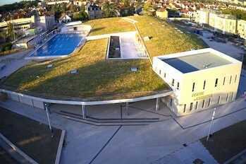 Magnifique inauguration de la piscine du Carrousel à Dijon.