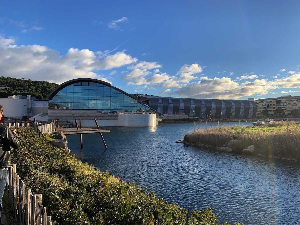 Inauguration du bassin olympique du centre balnéaire Raoul Fonquerne à Sète