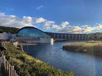 Inauguration du bassin olympique du centre balnéaire Raoul Fonquerne à Sète