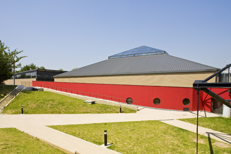 Gymnase des Pyramides - Voisins le Bretonneux - photo 1