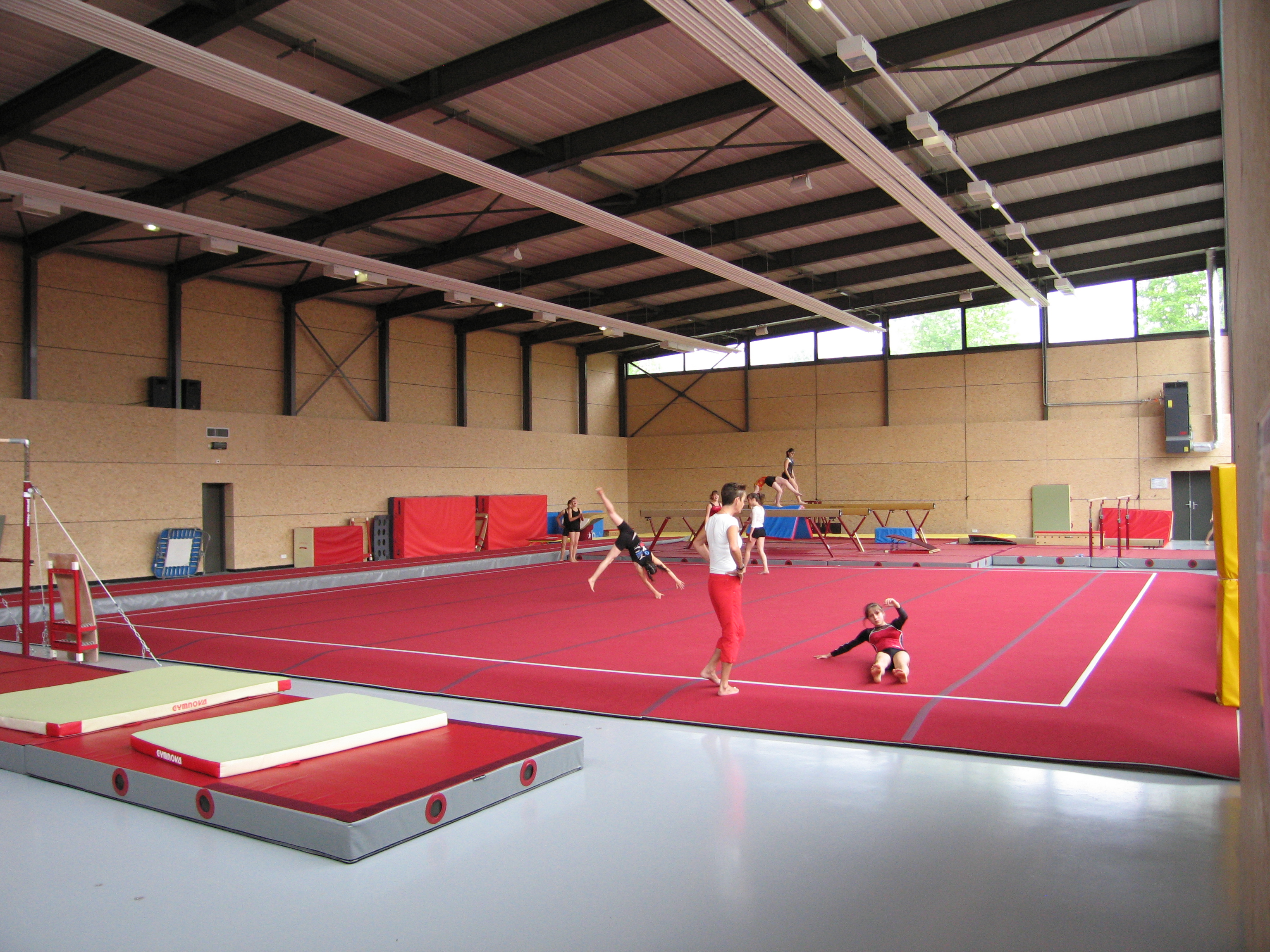 Gymnase des Pyramides - Voisins le Bretonneux - photo 6